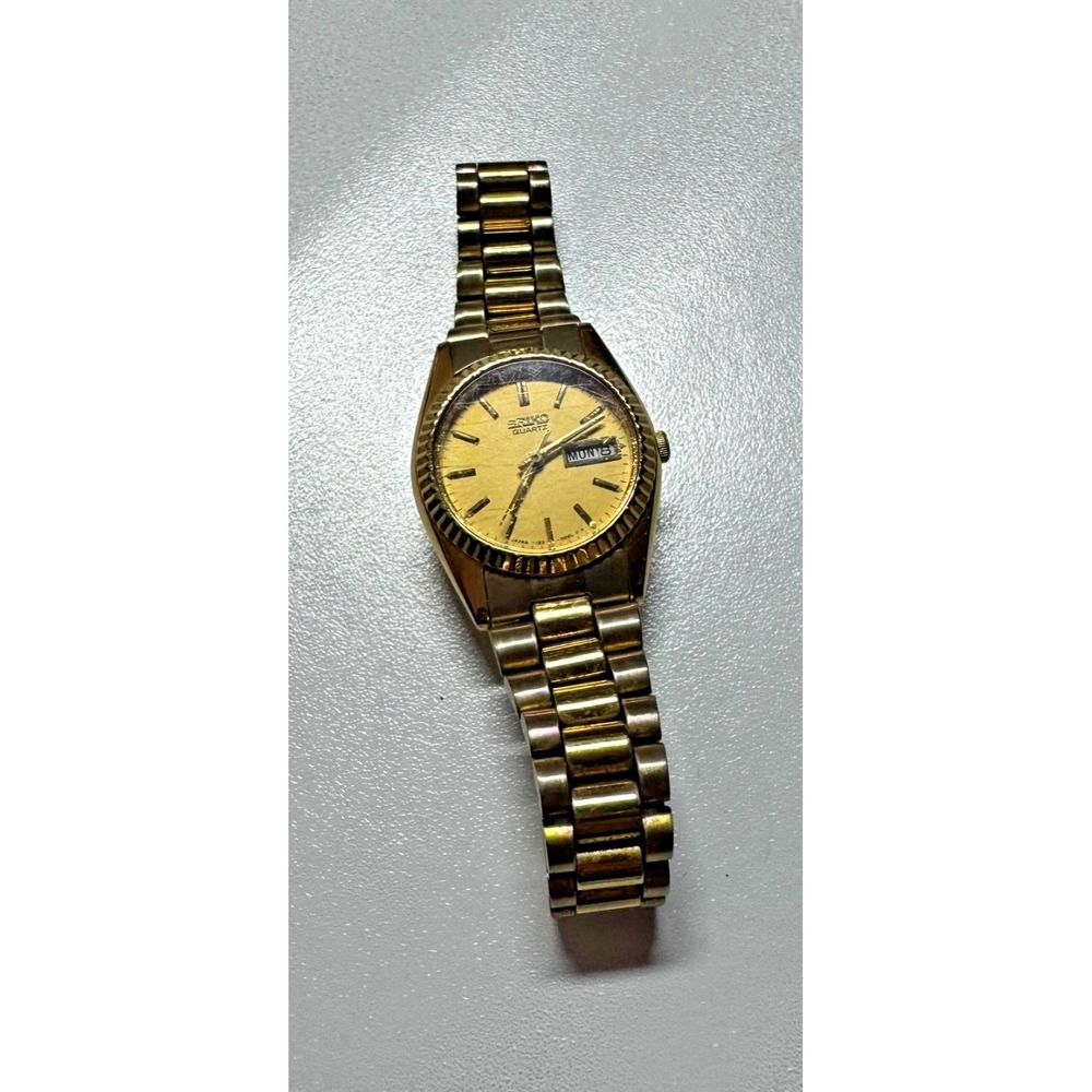 Vintage Seiko Womens watch Ladies Bracelet God Tone Wristwatch 7N83 New Battery